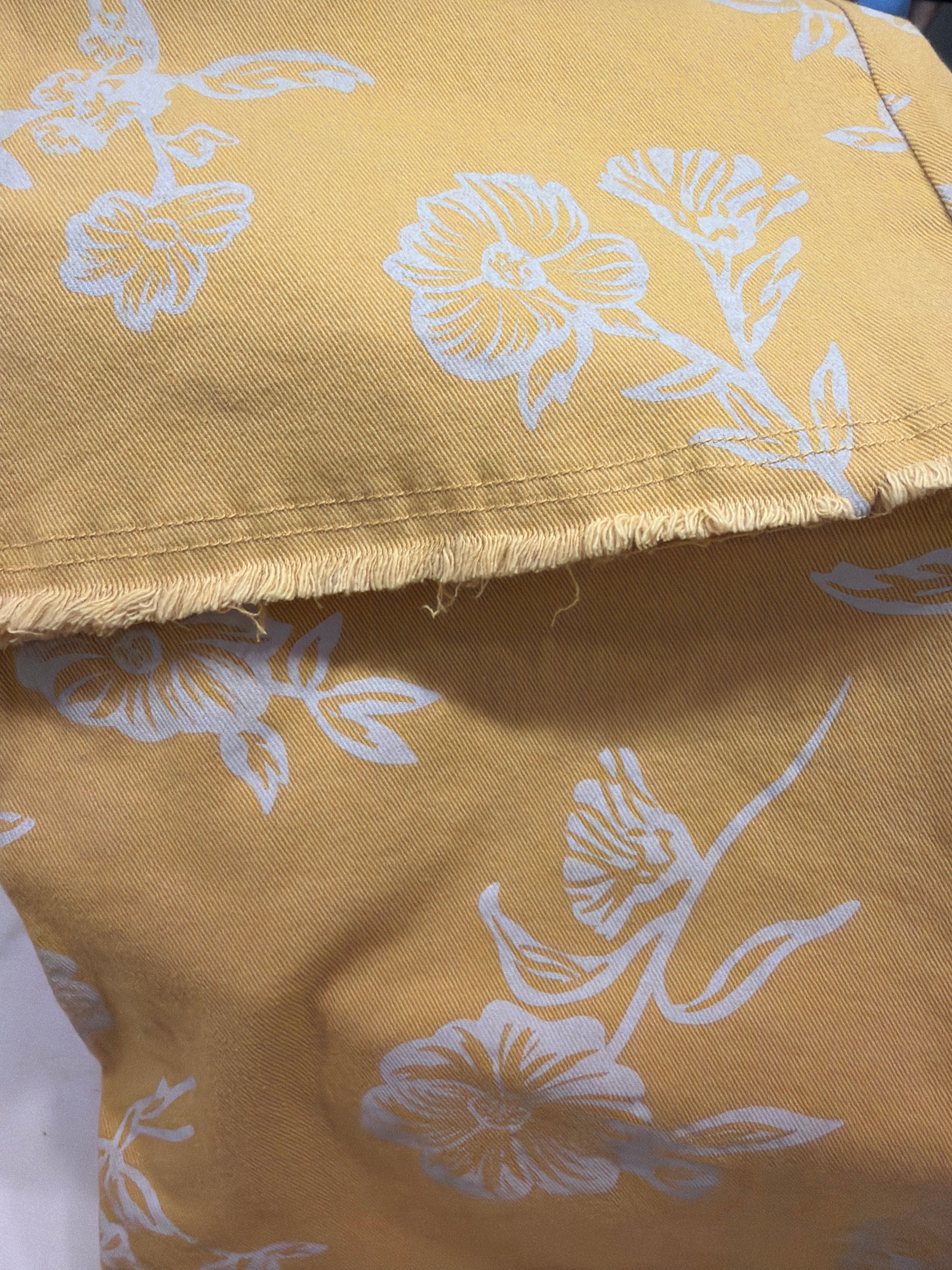 Butter Yellow Outline Jeans