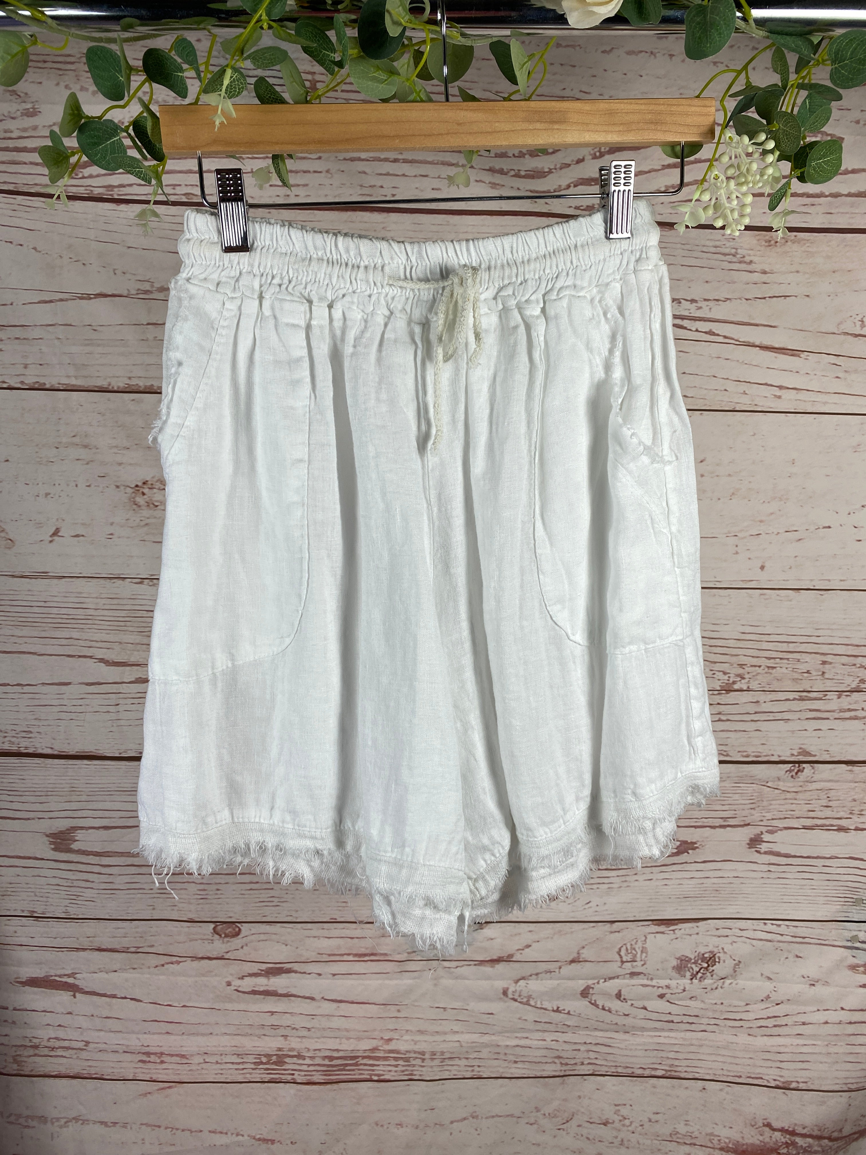 Faye Linen Shorts