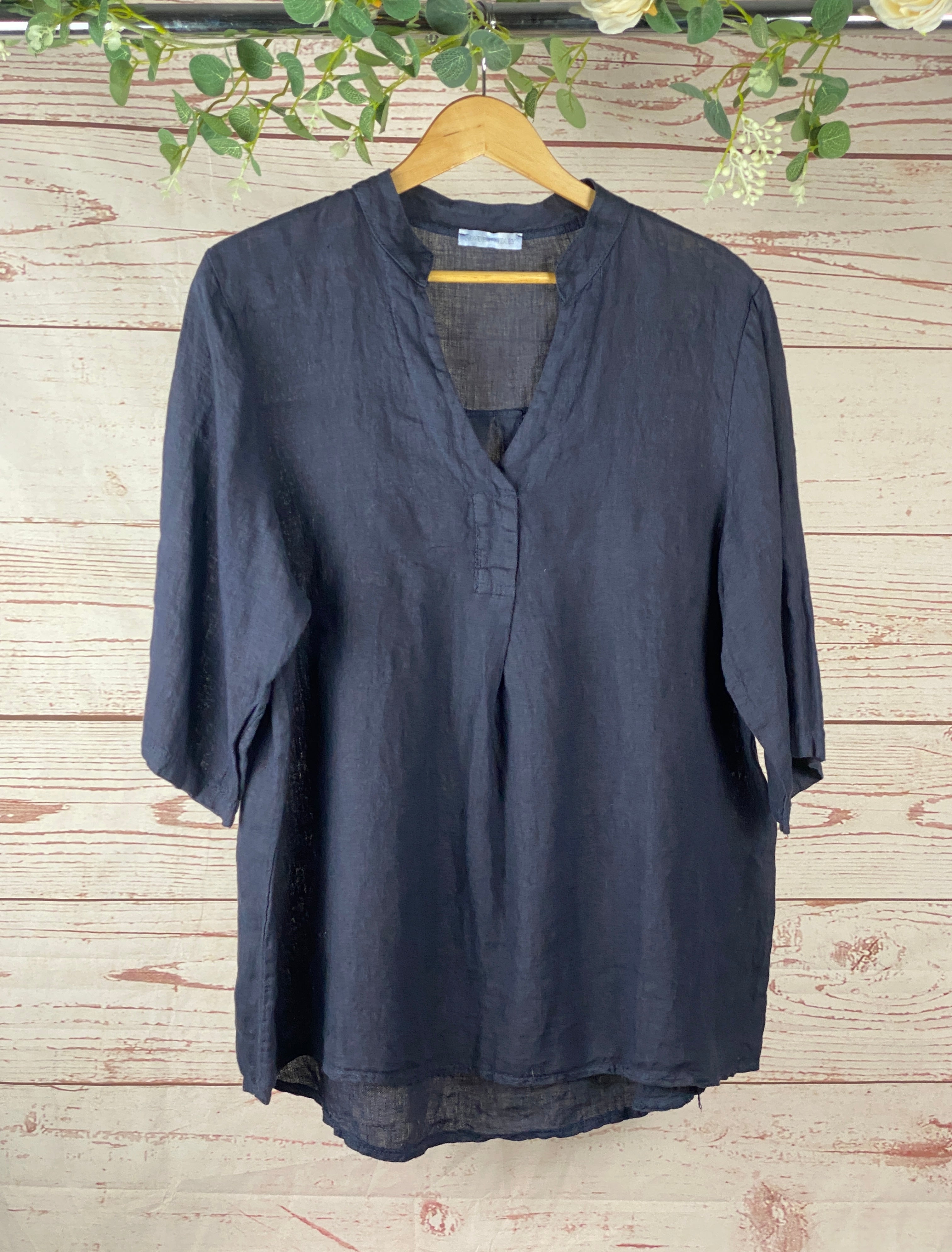 Vienna V-Neck Top