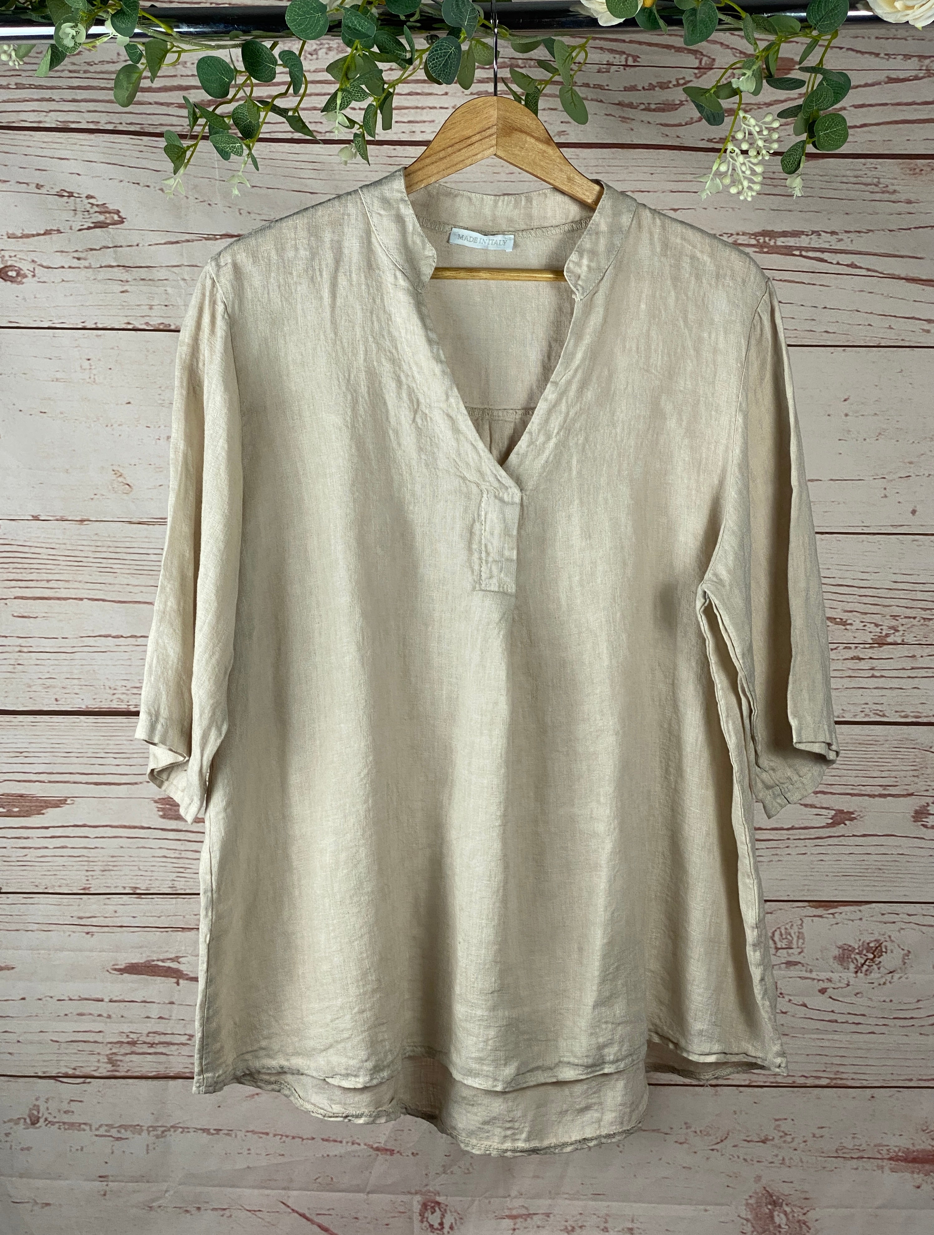 Vienna V-Neck Top